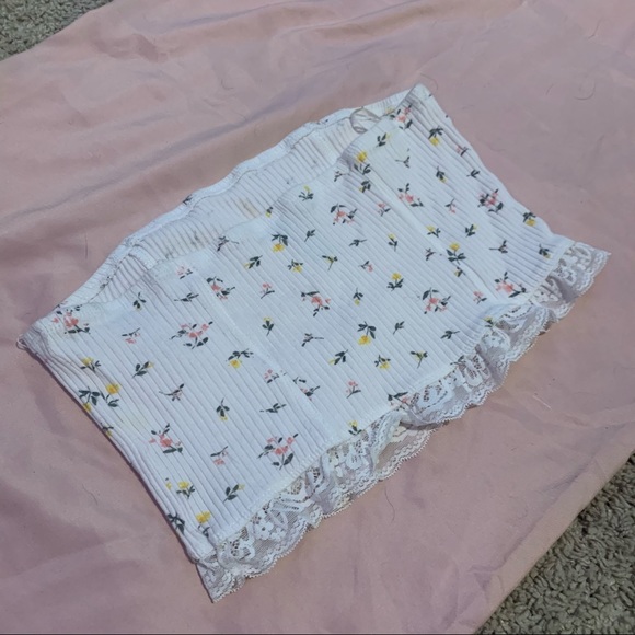 Forever 21 White Flower Lace Tube Top - Picture 3 of 6